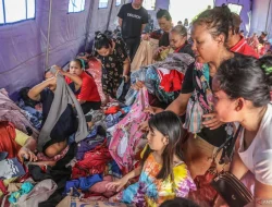 BPBD DKI Jakarta Salurkan Bantuan Logistik untuk Korban Kebakaran di Kapuk Muara