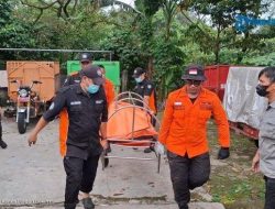 Polisi Lakukan Tes DNA Jasad Pria yang Ditemukan di Aliran Kali Ciliwung